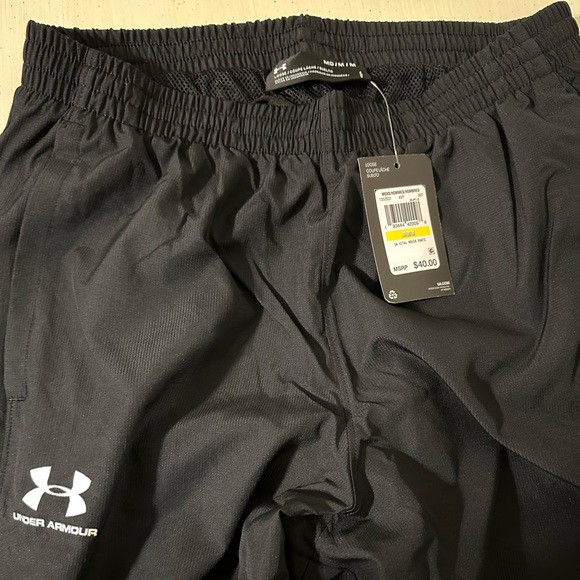 Under Armour Vital Woven Pants - Picture 2 of 4